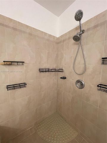 3458 NW 17th Ter 3458, Oakland Park, FL 33309