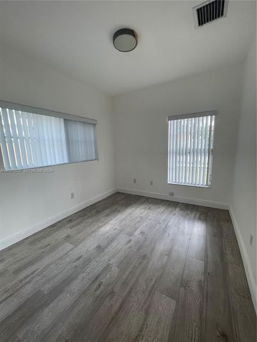 3458 NW 17th Ter 3458, Oakland Park, FL 33309