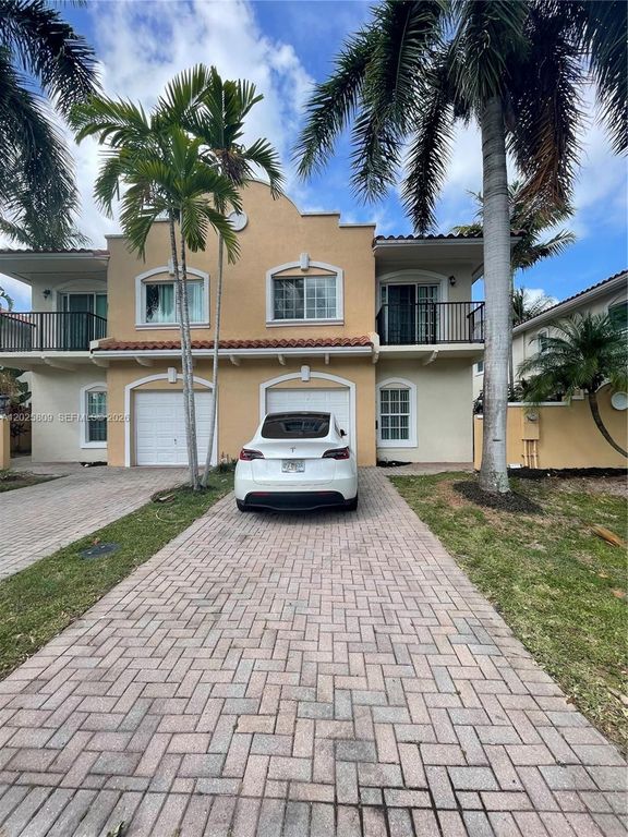 3458 NW 17th Ter 3458, Oakland Park, FL 33309