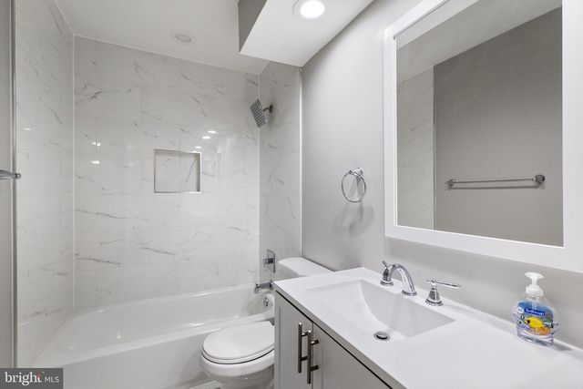 11906 LEATHERBARK WAY, Germantown, MD 20874