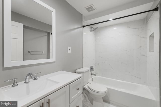 11906 LEATHERBARK WAY, Germantown, MD 20874