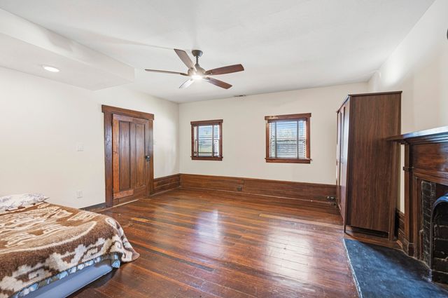 212 W Main Street, Midway, KY 40347