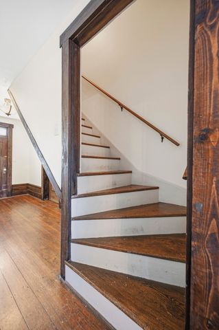 212 W Main Street, Midway, KY 40347