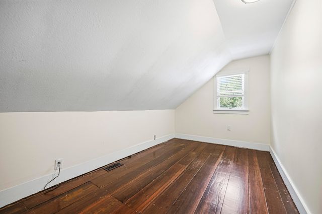 212 W Main Street, Midway, KY 40347