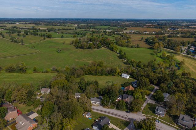 212 W Main Street, Midway, KY 40347