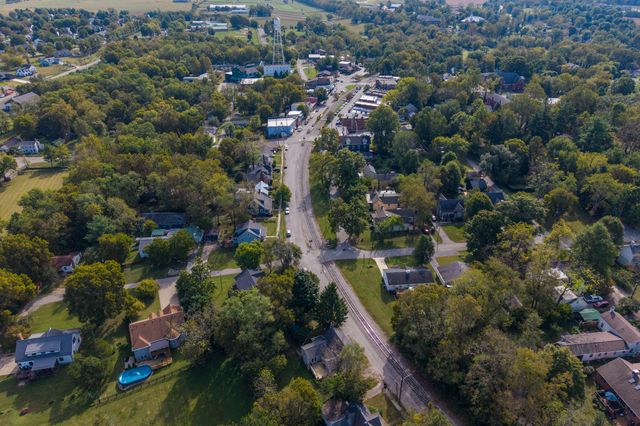 212 W Main Street, Midway, KY 40347
