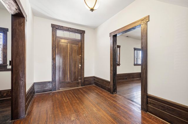 212 W Main Street, Midway, KY 40347