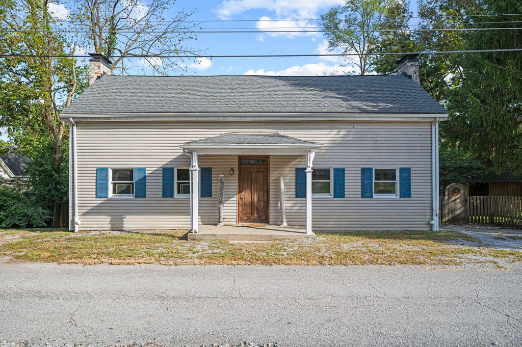 212 W Main Street, Midway, KY 40347