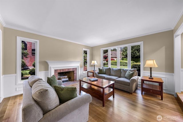 25827 NE 9th Street, Sammamish, WA 98074