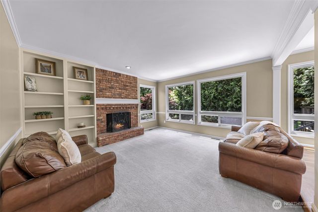 25827 NE 9th Street, Sammamish, WA 98074