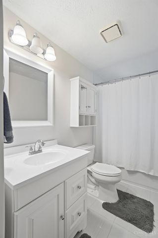 8639 Rocky Trail Court, Deerfield Twp., OH 45040