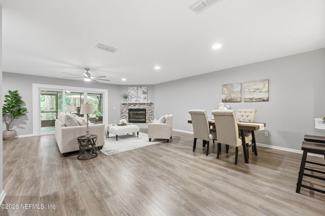 3050 PADDLE CREEK Drive, Jacksonville, FL 32223