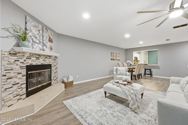 3050 PADDLE CREEK Drive, Jacksonville, FL 32223