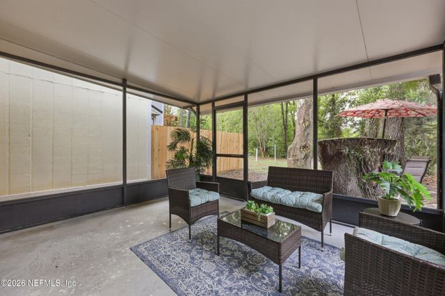 3050 PADDLE CREEK Drive, Jacksonville, FL 32223