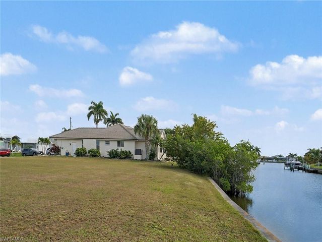 1247 Pine Siskin DR, Punta Gorda, FL 33950