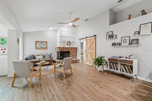3607 LITHIA RIDGE BOULEVARD, Valrico, FL 33596