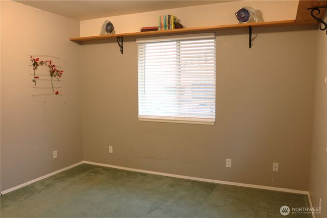 137 Spruce Loop SW, Ocean Shores, WA 98569