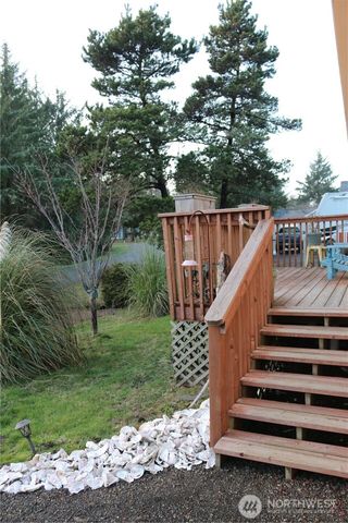 137 Spruce Loop SW, Ocean Shores, WA 98569