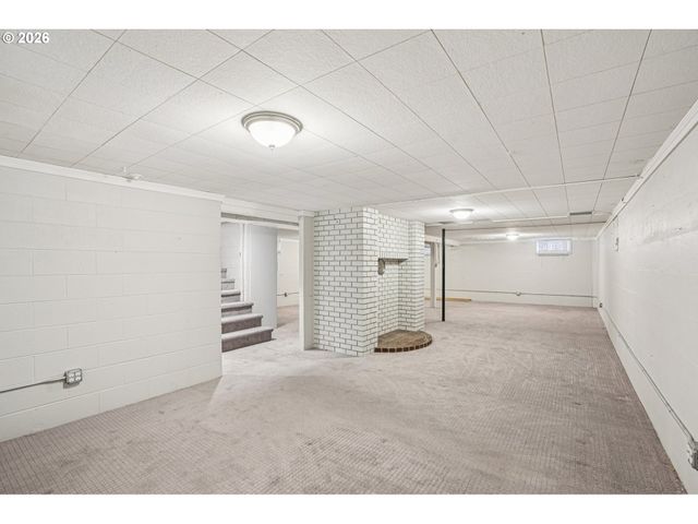 10985 Se HOLGATE Blvd, Portland, OR 97266
