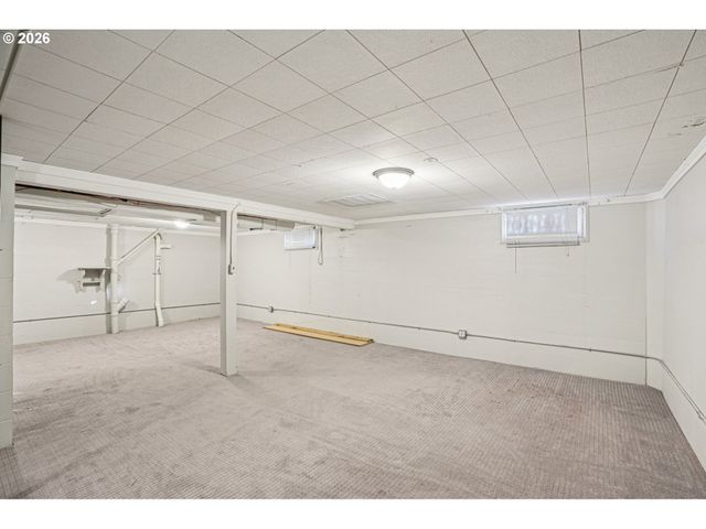 10985 Se HOLGATE Blvd, Portland, OR 97266