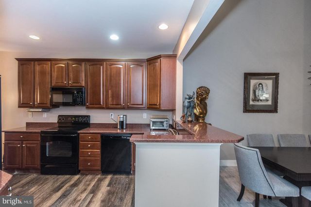 843 GERANIUM DR, Warrington, PA 18976