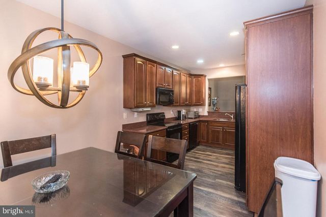 843 GERANIUM DR, Warrington, PA 18976