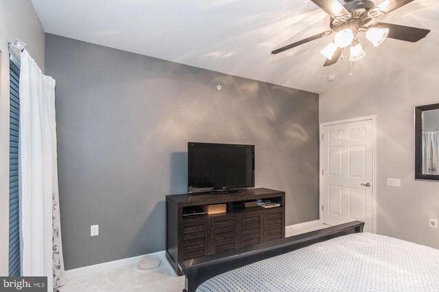 843 GERANIUM DR, Warrington, PA 18976