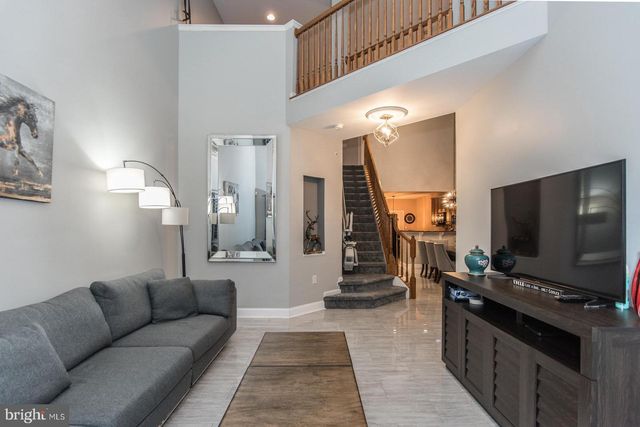 843 GERANIUM DR, Warrington, PA 18976