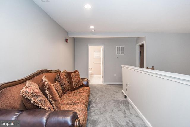 843 GERANIUM DR, Warrington, PA 18976