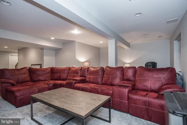 843 GERANIUM DR, Warrington, PA 18976