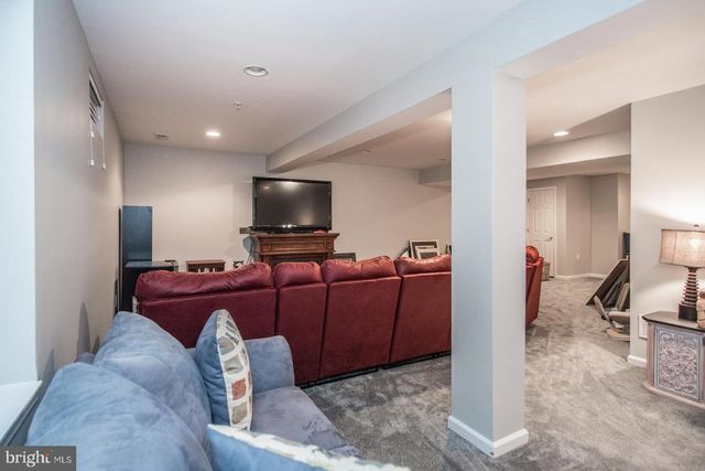 843 GERANIUM DR, Warrington, PA 18976