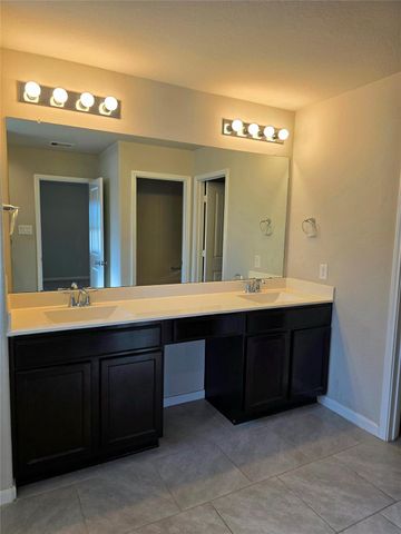 18411 Pelham Hollow Trail, Richmond, TX 77407