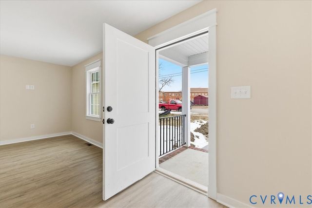 320 Maryland Ave, Hopewell, VA 23860