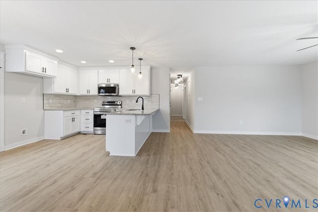 320 Maryland Ave, Hopewell, VA 23860