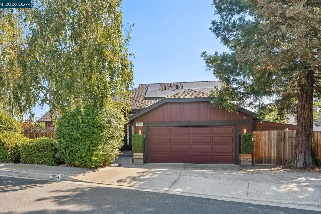 2554 Holly View Ct, Martinez, CA 94553