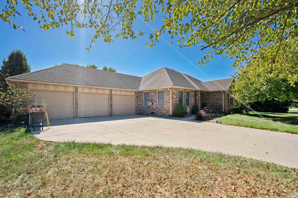 750 Riverview Drive, Kokomo, IN 46901