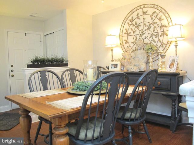 91 CENTER LN, Mount Laurel, NJ 08054