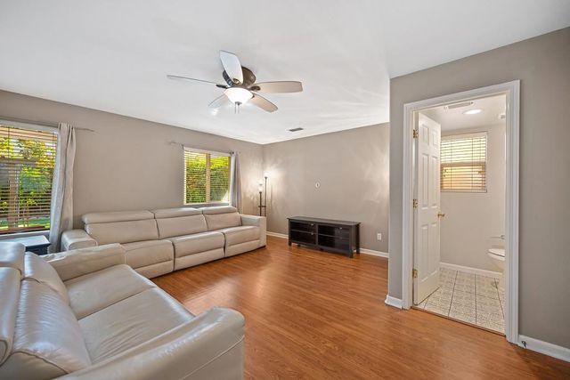 2343 Playa Way, Gold River, CA 95670