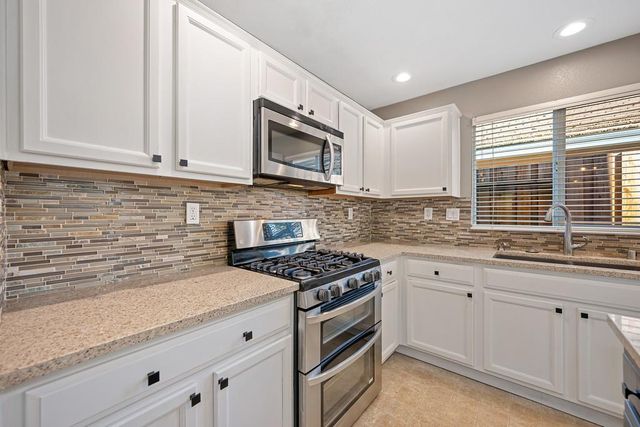 2343 Playa Way, Gold River, CA 95670