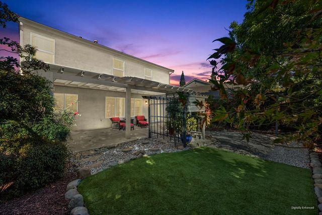 2343 Playa Way, Gold River, CA 95670