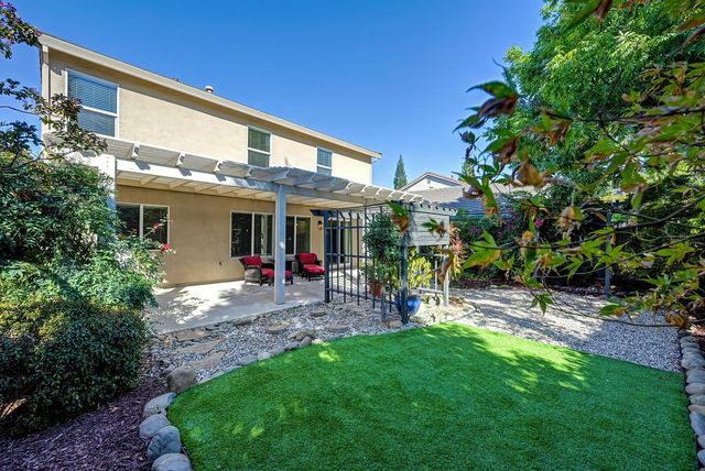 2343 Playa Way, Gold River, CA 95670