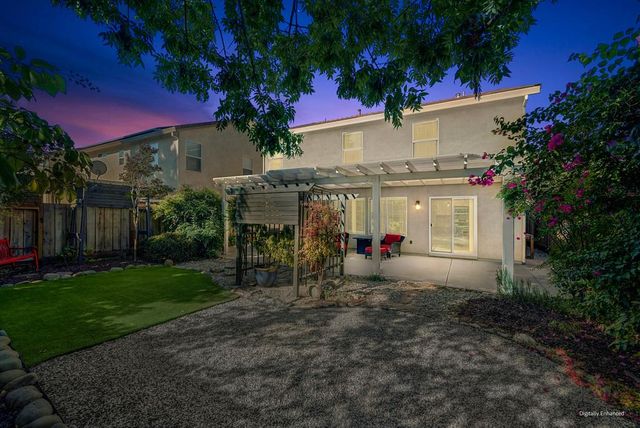 2343 Playa Way, Gold River, CA 95670