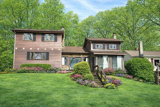 67833 Lake Trail Road, Lakeville, IN 46536