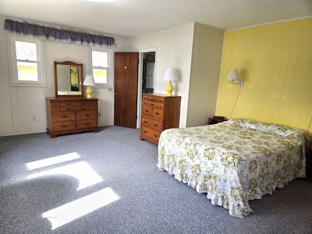 67833 Lake Trail Road, Lakeville, IN 46536