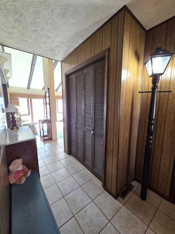 67833 Lake Trail Road, Lakeville, IN 46536