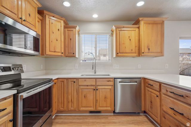 2039 E FICUS WAY, Eagle Mountain, UT 84005