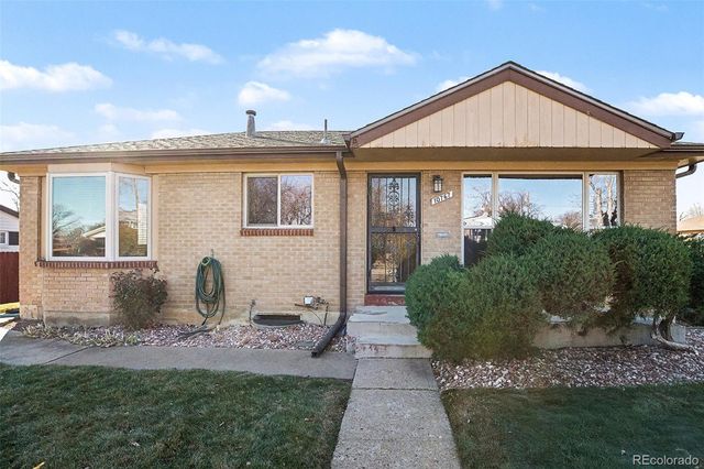 10767 Northglenn Drive, Northglenn, CO 80233