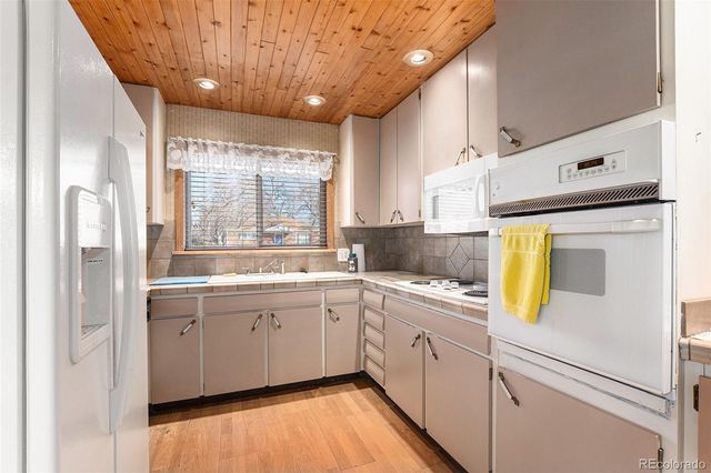 10767 Northglenn Drive, Northglenn, CO 80233