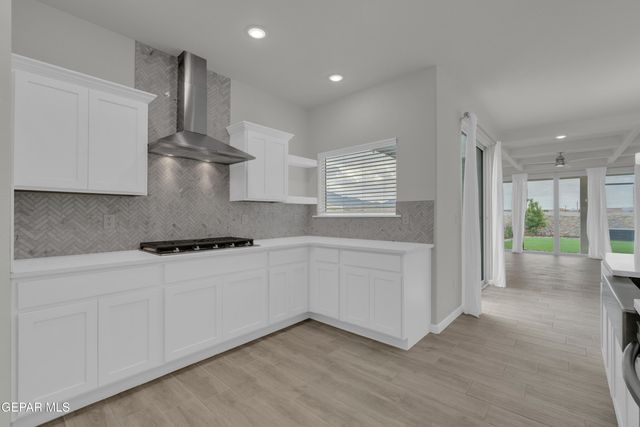 7748 ENCHANTED PARK Drive, El Paso, TX 79911