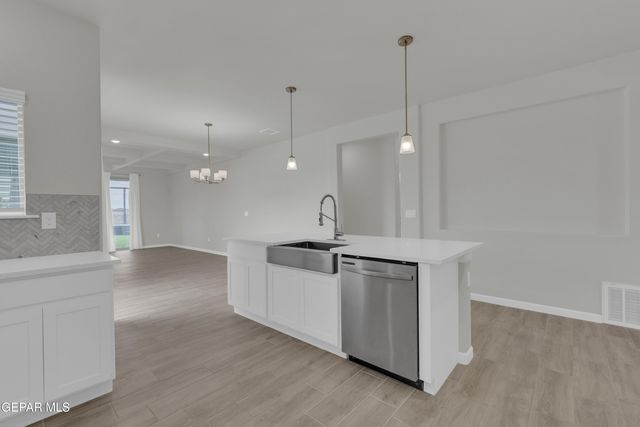 7748 ENCHANTED PARK Drive, El Paso, TX 79911